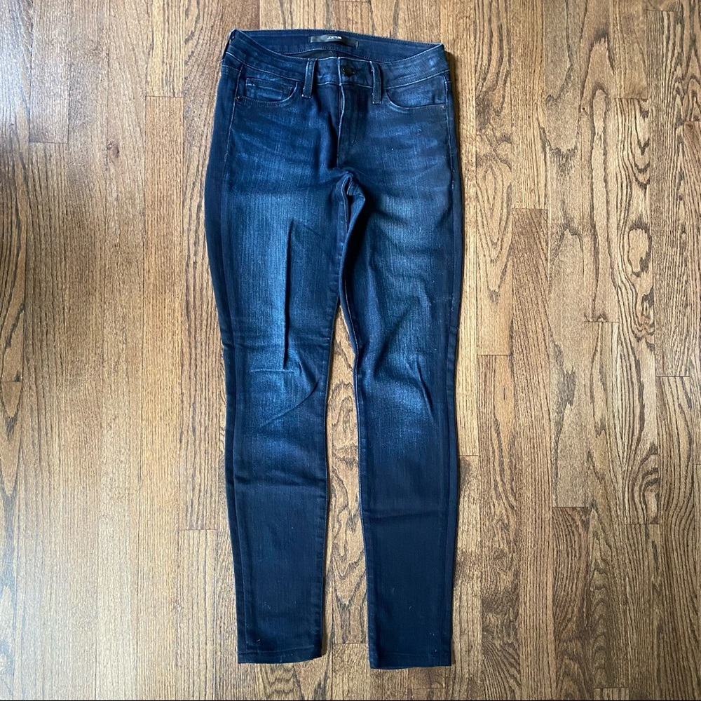 Joe’s Dark Wash Skinny Denim Size 26